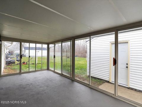 Tiny photo for 1321 Bernard Avenue, Findlay, OH 45840 (MLS # 10002602)