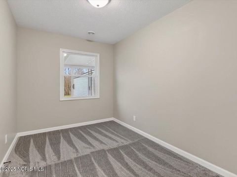 Tiny photo for 1321 Bernard Avenue, Findlay, OH 45840 (MLS # 10002602)