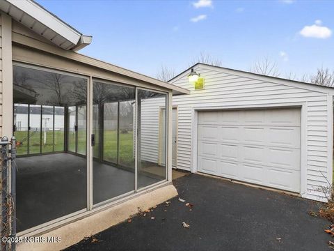 Tiny photo for 1321 Bernard Avenue, Findlay, OH 45840 (MLS # 10002602)