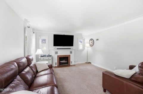 Tiny photo for 516 E Broadway Avenue, Defiance, OH 43512 (MLS # 10010202)