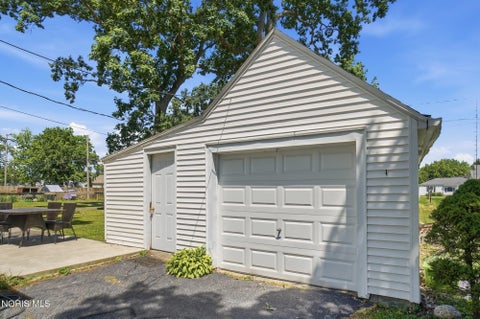 Tiny photo for 516 E Broadway Avenue, Defiance, OH 43512 (MLS # 10010202)