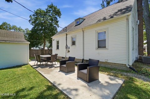 Tiny photo for 516 E Broadway Avenue, Defiance, OH 43512 (MLS # 10010202)