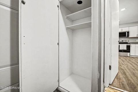 Tiny photo for 707 Winterhaven Drive, Findlay, OH 45840 (MLS # 10003730)