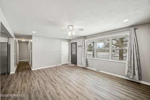 Tiny photo for 707 Winterhaven Drive, Findlay, OH 45840 (MLS # 10003730)