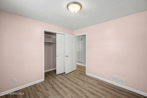 Tiny photo for 707 Winterhaven Drive, Findlay, OH 45840 (MLS # 10003730)