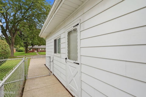 Tiny photo for 3157 Keemont Drive, Toledo, OH 43613 (MLS # 10012480)