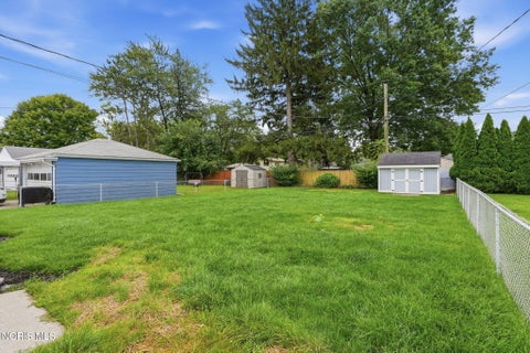 Tiny photo for 3157 Keemont Drive, Toledo, OH 43613 (MLS # 10012480)