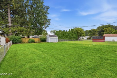 Tiny photo for 3157 Keemont Drive, Toledo, OH 43613 (MLS # 10012480)