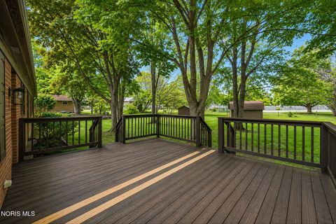 Tiny photo for 405 Normandie Boulevard, Bowling Green, OH 43402 (MLS # 10009941)