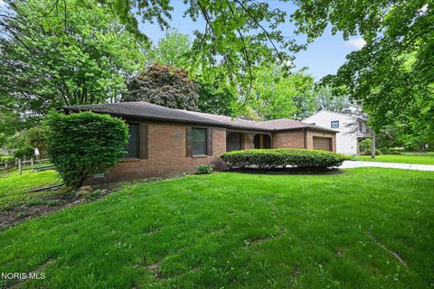 Tiny photo for 405 Normandie Boulevard, Bowling Green, OH 43402 (MLS # 10009941)