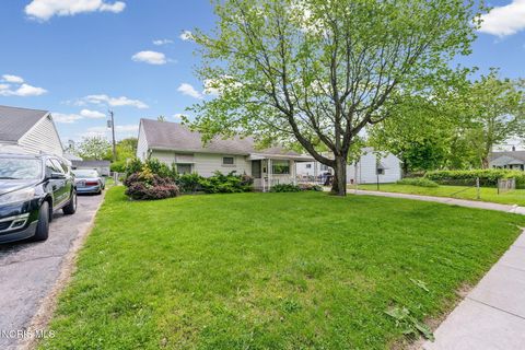 Tiny photo for 425 Southview Drive, Toledo, OH 43609 (MLS # 10007660)