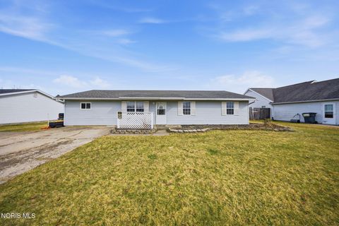 Photo of 891 N Woodland Avenue, Clyde, OH 43410 (MLS # 10004747)