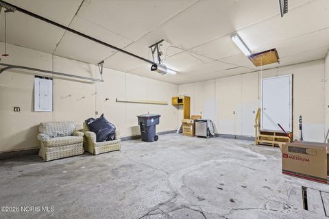 Tiny photo for 1421 Conneaut Avenue, Bowling Green, OH 43402 (MLS # 10003800)