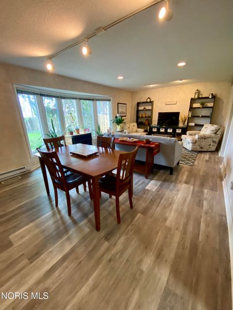 Tiny photo for 3008 Pemberton Drive, Toledo, OH 43606 (MLS # 10006217)