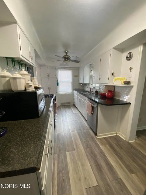 Tiny photo for 3008 Pemberton Drive, Toledo, OH 43606 (MLS # 10006217)