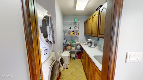 Tiny photo for 27 Ridge Drive, Fremont, OH 43420 (MLS # 10008981)