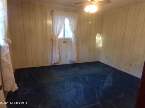 Tiny photo for 313 E State Line Road, Toledo, OH 43612 (MLS # 10000260)