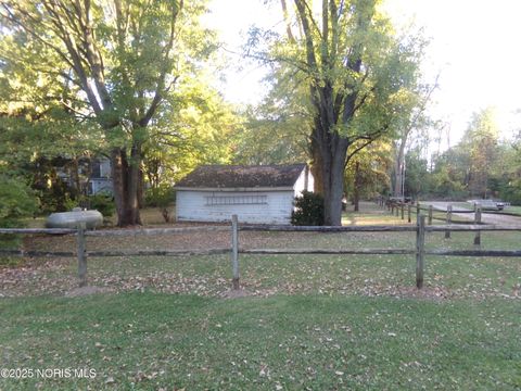 Tiny photo for 313 E State Line Road, Toledo, OH 43612 (MLS # 10000260)
