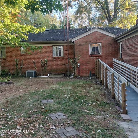 Tiny photo for 313 E State Line Road, Toledo, OH 43612 (MLS # 10000260)