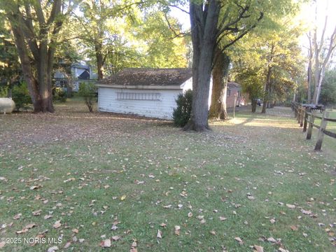 Tiny photo for 313 E State Line Road, Toledo, OH 43612 (MLS # 10000260)
