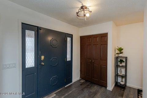 Tiny photo for 3658 Fairwood Drive, Sylvania, OH 43560 (MLS # 10003161)