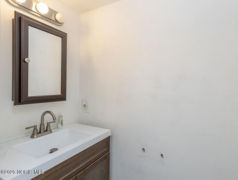 Tiny photo for 3658 Fairwood Drive, Sylvania, OH 43560 (MLS # 10003161)