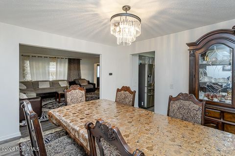 Tiny photo for 3658 Fairwood Drive, Sylvania, OH 43560 (MLS # 10003161)