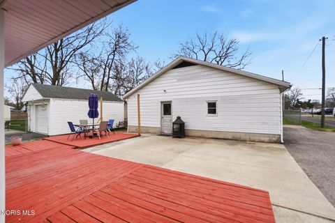 Tiny photo for 533 Hull Avenue, Findlay, OH 45840 (MLS # 10005990)