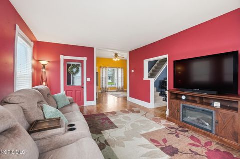 Tiny photo for 533 Hull Avenue, Findlay, OH 45840 (MLS # 10005990)