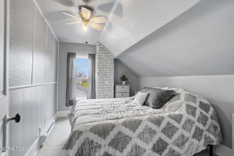 Tiny photo for 533 Hull Avenue, Findlay, OH 45840 (MLS # 10005990)