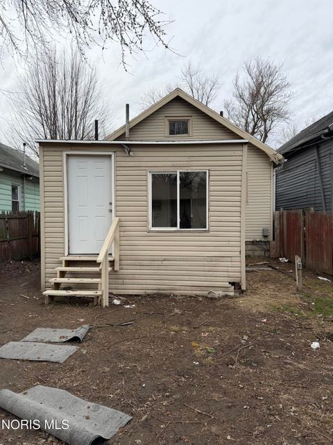 Tiny photo for 1956 Idaho Street, Toledo, OH 43605 (MLS # 10006829)
