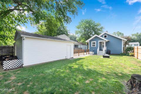 Tiny photo for 2808 Castleton Avenue, Toledo, OH 43613 (MLS # 10011208)
