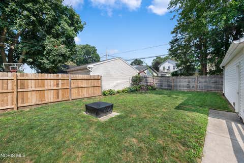 Tiny photo for 2808 Castleton Avenue, Toledo, OH 43613 (MLS # 10011208)