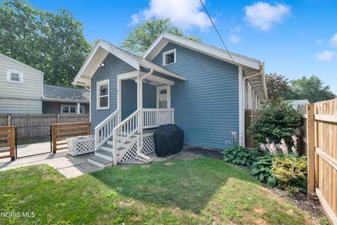 Tiny photo for 2808 Castleton Avenue, Toledo, OH 43613 (MLS # 10011208)