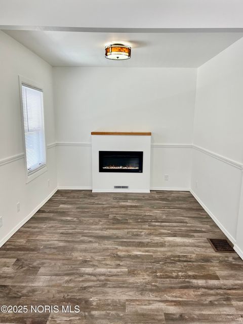 Tiny photo for 541 Oakdale Avenue, Toledo, OH 43605 (MLS # 10002588)