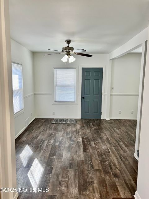 Tiny photo for 541 Oakdale Avenue, Toledo, OH 43605 (MLS # 10002588)