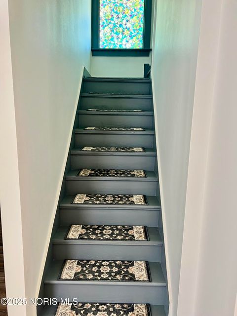 Tiny photo for 541 Oakdale Avenue, Toledo, OH 43605 (MLS # 10002588)