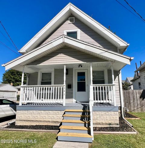 Photo of 541 Oakdale Avenue, Toledo, OH 43605 (MLS # 10002588)