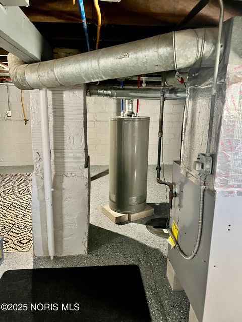 Tiny photo for 541 Oakdale Avenue, Toledo, OH 43605 (MLS # 10002588)