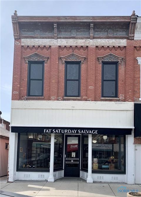 Photo of 123 N Michigan Avenue, Edgerton, OH 43517 (MLS # 10005976)