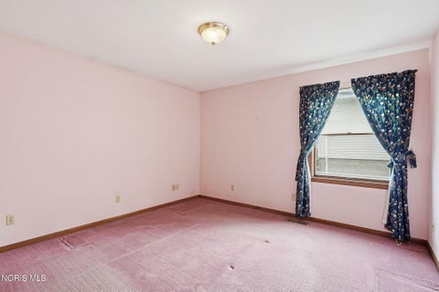 Tiny photo for 200 Hillshafer Drive, Findlay, OH 45840 (MLS # 10014801)