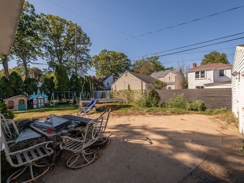 Tiny photo for 3805 Garrison Road, Toledo, OH 43613 (MLS # 10000076)