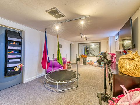 Tiny photo for 3805 Garrison Road, Toledo, OH 43613 (MLS # 10000076)