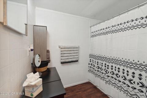 Tiny photo for 189 Elm Street, Rossford, OH 43460 (MLS # 10002221)