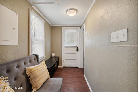 Tiny photo for 189 Elm Street, Rossford, OH 43460 (MLS # 10002221)