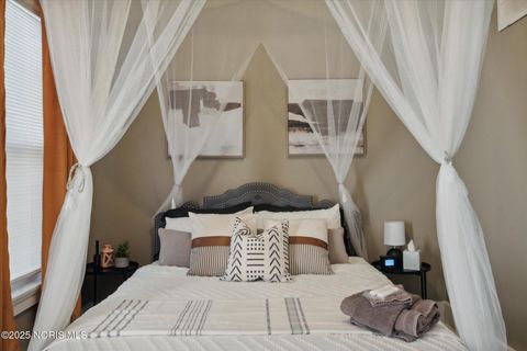 Tiny photo for 189 Elm Street, Rossford, OH 43460 (MLS # 10002221)