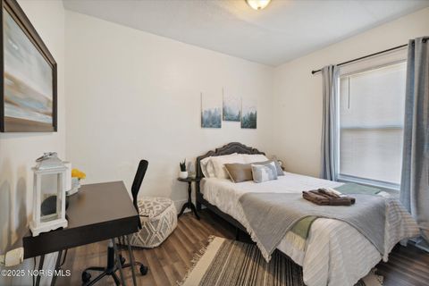 Tiny photo for 189 Elm Street, Rossford, OH 43460 (MLS # 10002221)