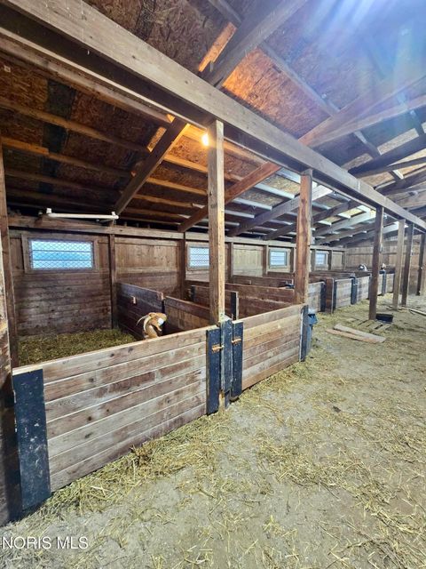 Tiny photo for 490 W County Road 30, Tiffin, OH 44883 (MLS # 10006893)