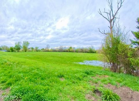 Tiny photo for 490 W County Road 30, Tiffin, OH 44883 (MLS # 10006893)