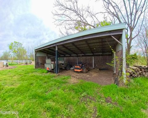 Tiny photo for 490 W County Road 30, Tiffin, OH 44883 (MLS # 10006893)